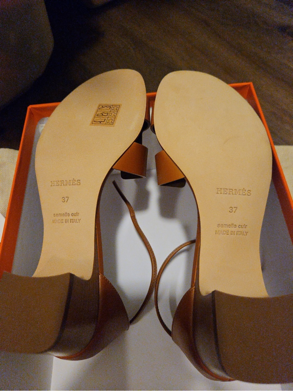 Hermes Women’s Sandal Encens 50 - Picture 2 of 6